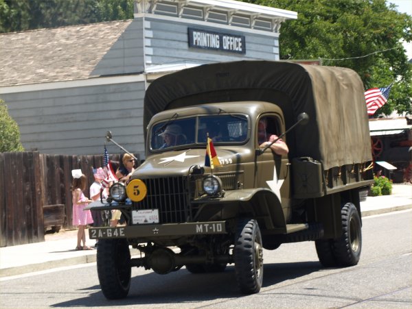 [ truck ]
