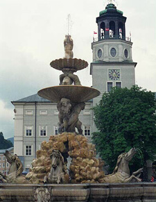 [ Fountain in Salzburg ]