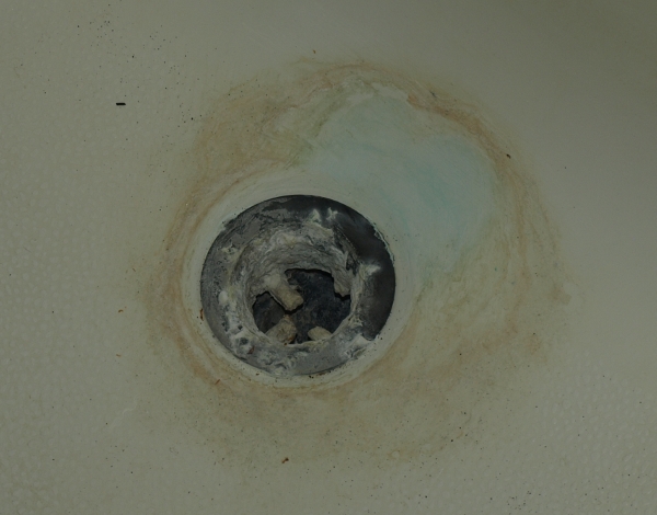 [ drain ]